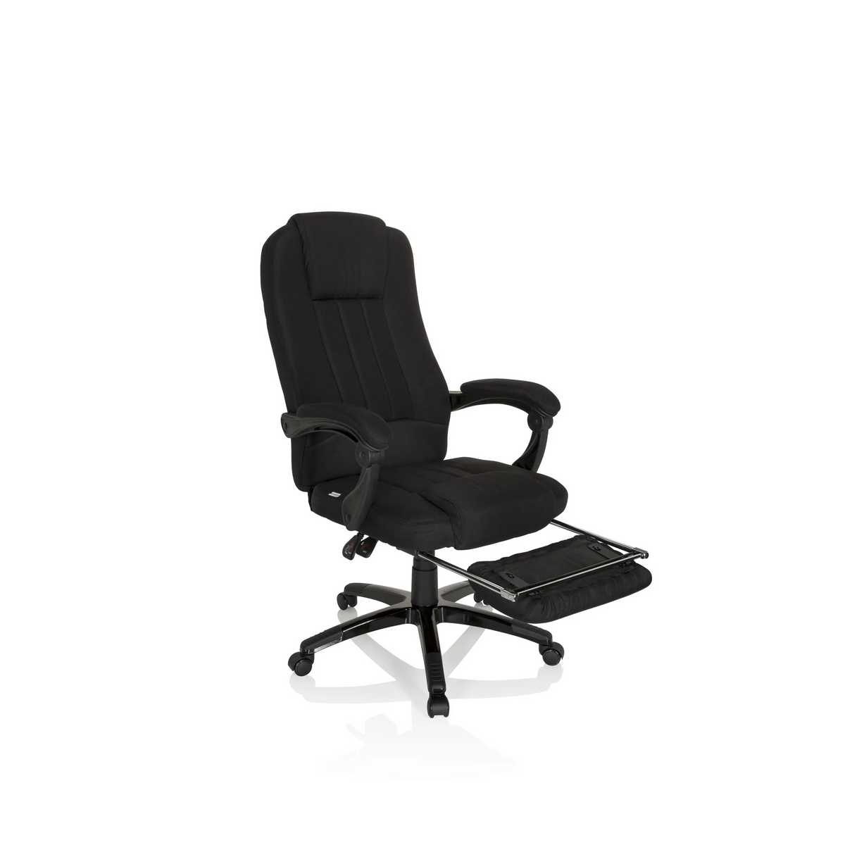Svart Home Office chefsfåtölj RELAX CL190 med armstöd och femhjulig fotkorsbas från MyBuero – 360-gradersvy (snett framifrån 40°)