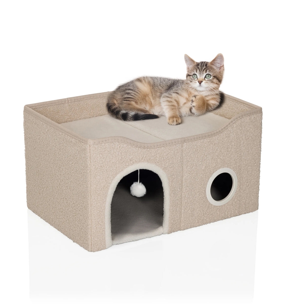 Beige Kattgrotta PAWY EB med lekbollar och liggyta för en katt från hjh LIVING