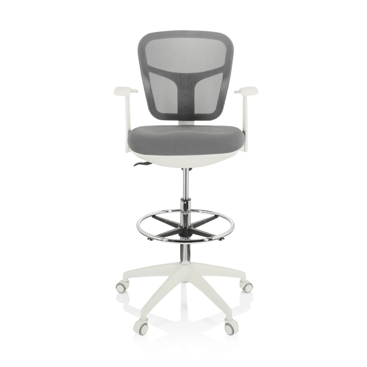 Grå bardiskstol TOP WORK 108 W med nätrygg, fotring och vitt femstjärnigt underrede med hjul från hjh OFFICE – 360-gradersvy (framifrån 0°)