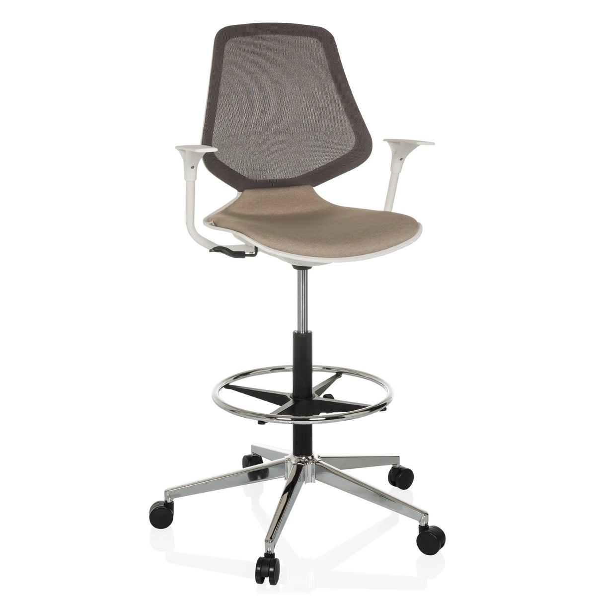 Beige bardiskstol TOP WORK STYLE med nätrygg, fotring och femhjulig stjärnfot från hjh OFFICE – 360-gradersvy (framifrån 15°)