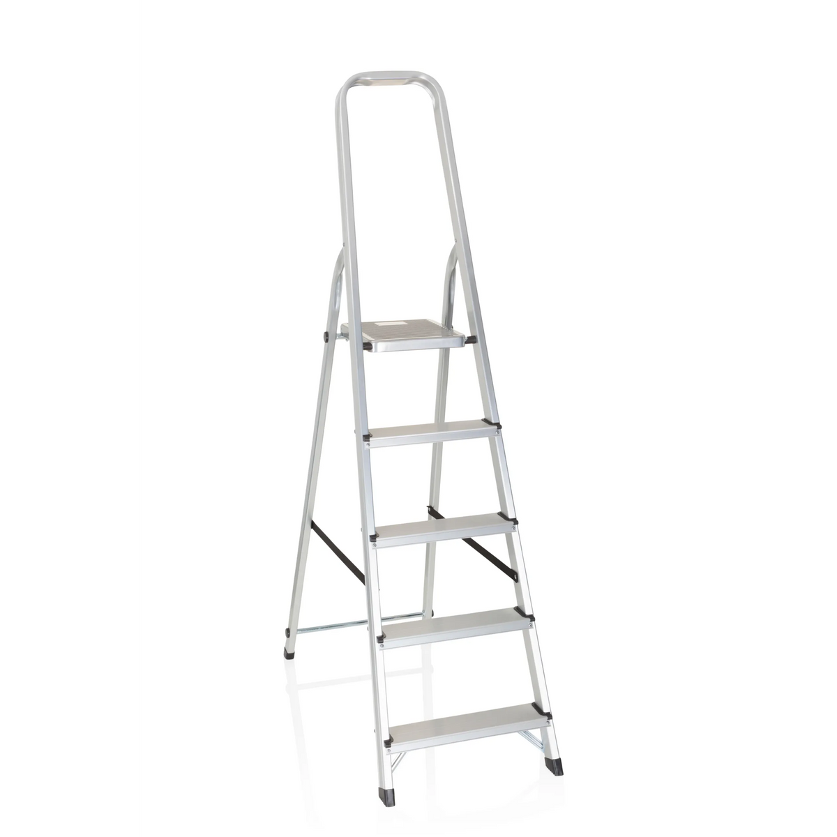 Silverfärgad fällbar stege SOLID III i aluminium med fem steg och handtag från hjh OFFICE – 360-gradersvy (framifrån 20°)