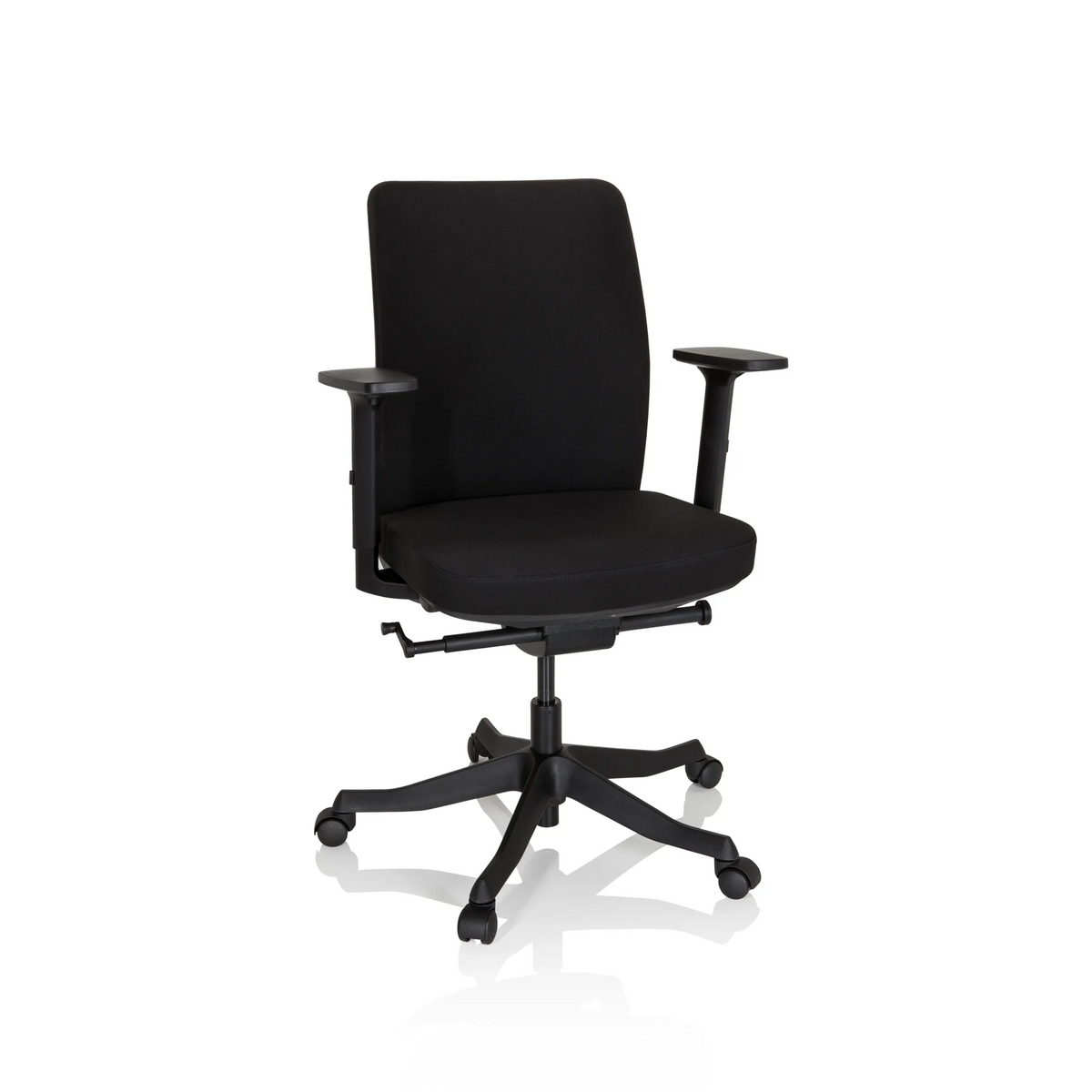 Svart Professionell kontorsstol SENATOR med armstöd och en femstjärnig fot med hjul från hjh OFFICE – 360-gradersvy (framifrån 20°)