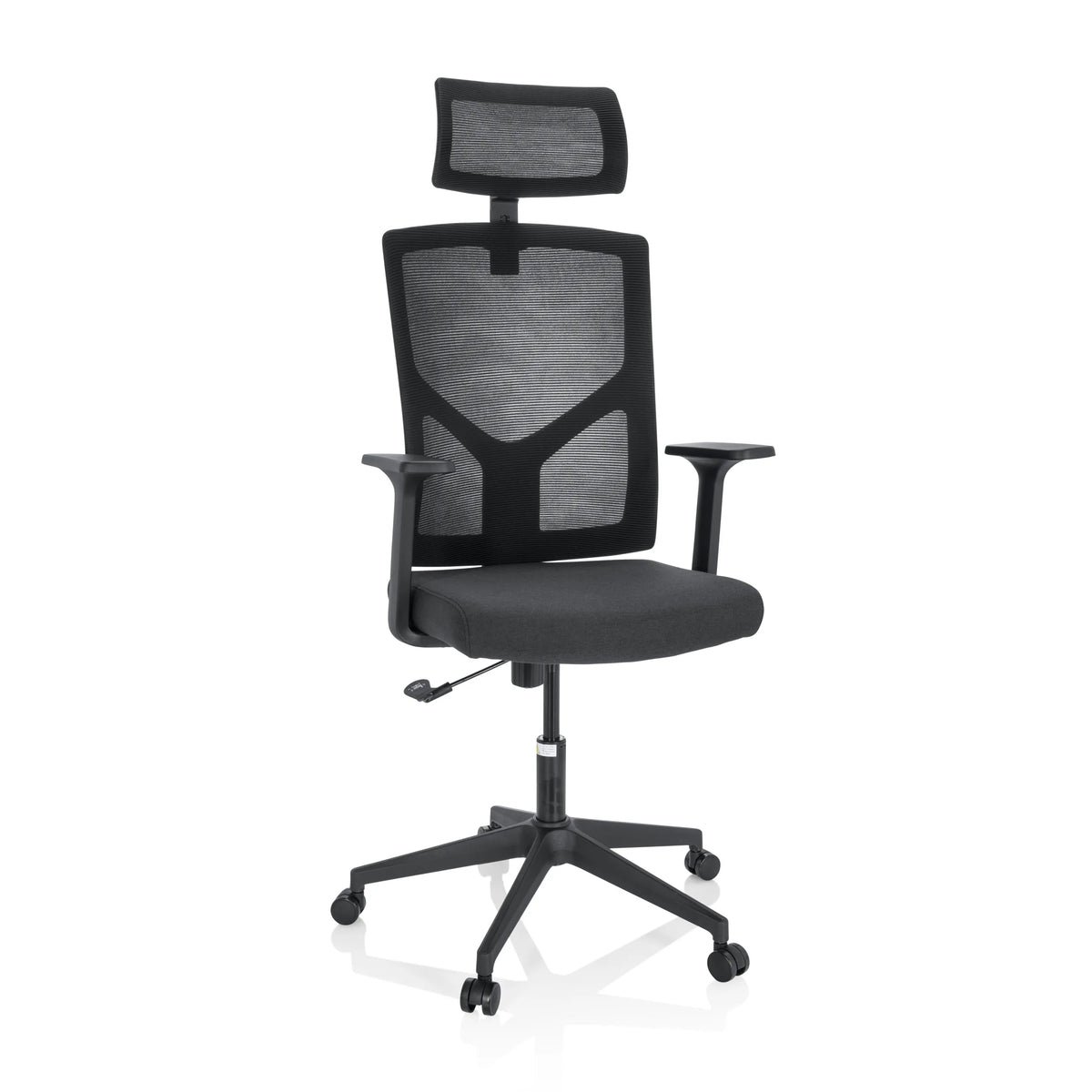 Svart Home Office kontorsstol BRETON B med nätrygg, nackstöd och femhjulig fotkorsbas från hjh OFFICE – 360-gradersvy (framifrån 20°)