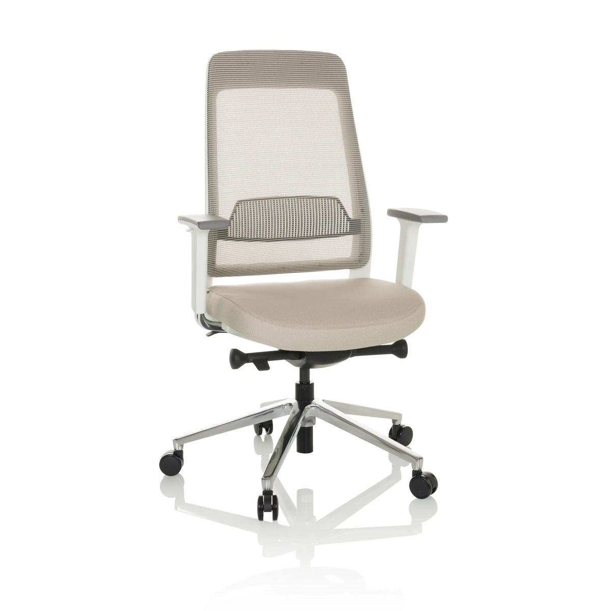 Beige Professionell kontorsstol CHIARO T2 WHITE med nätrygg och silverfärgad femstjärnig fot med hjul från hjh OFFICE – 360-gradersvy (framifrån 15°)
