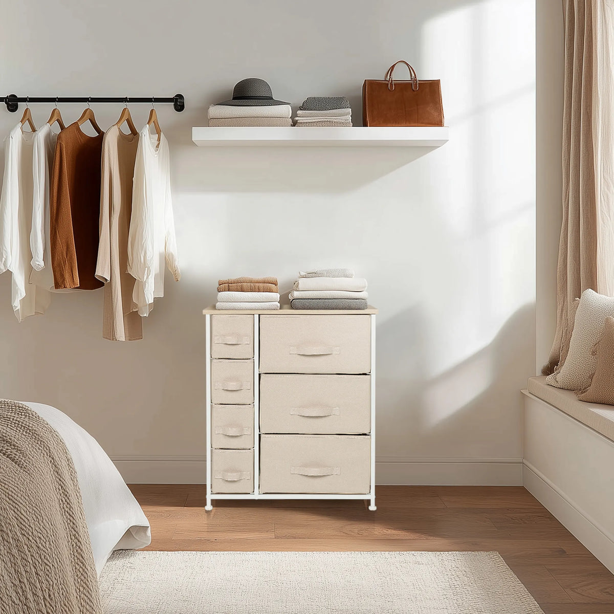 Beige Byrå FOLDRESS B med sex tyglådor och vit ram från hjh LIVING