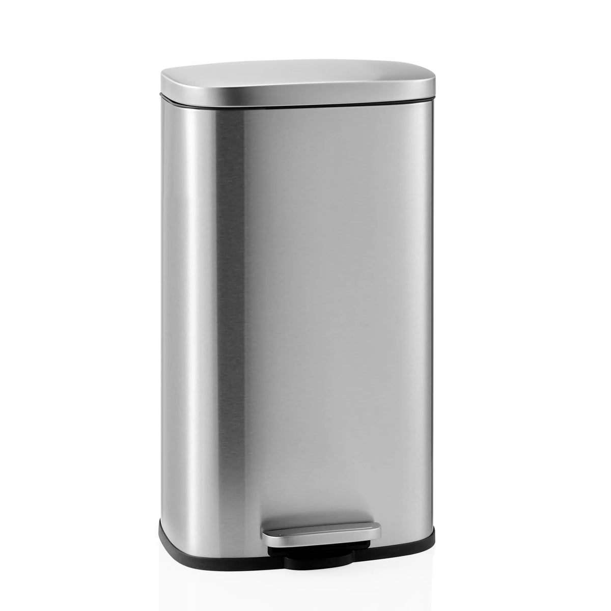 Silverfärgad papperskorg Clean 15 med lock och fotpedal från hjh OFFICE – 360-gradersvy (framifrån 15°)