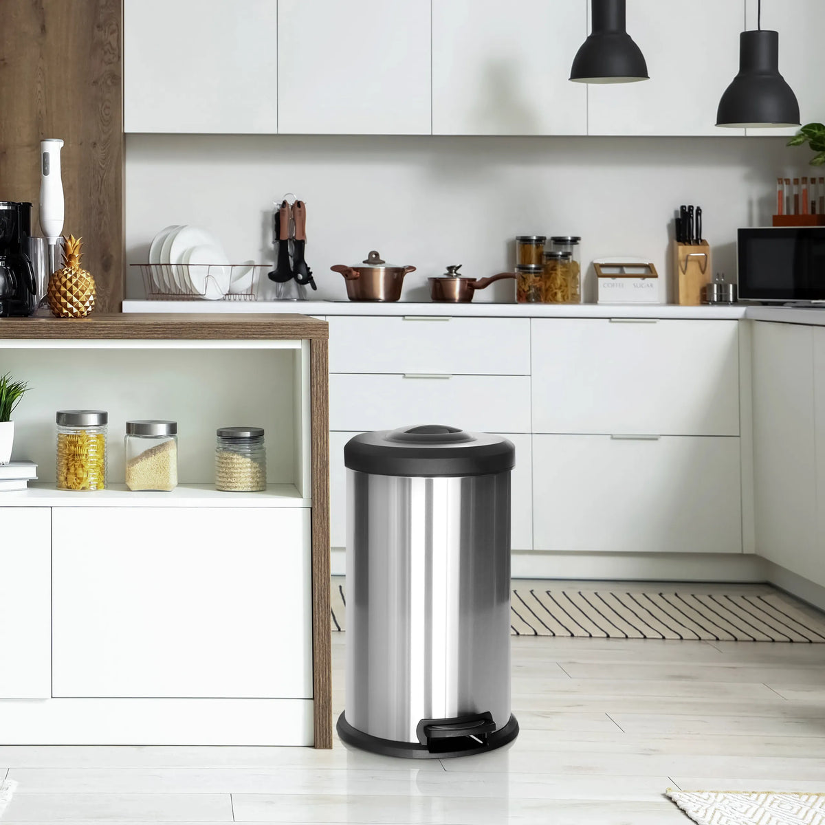 Silverfärgad Papperskorg CLEAN X med 40 liters volym och svart lock från hjh OFFICE