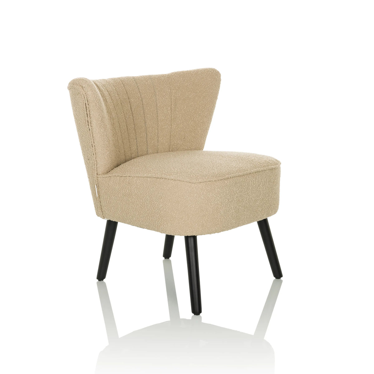 Beige Loungefåtölj MANISO med strukturerad tygklädsel och fyra svarta ben från hjh LIVING – 360-gradersvy (snett framifrån 45°)