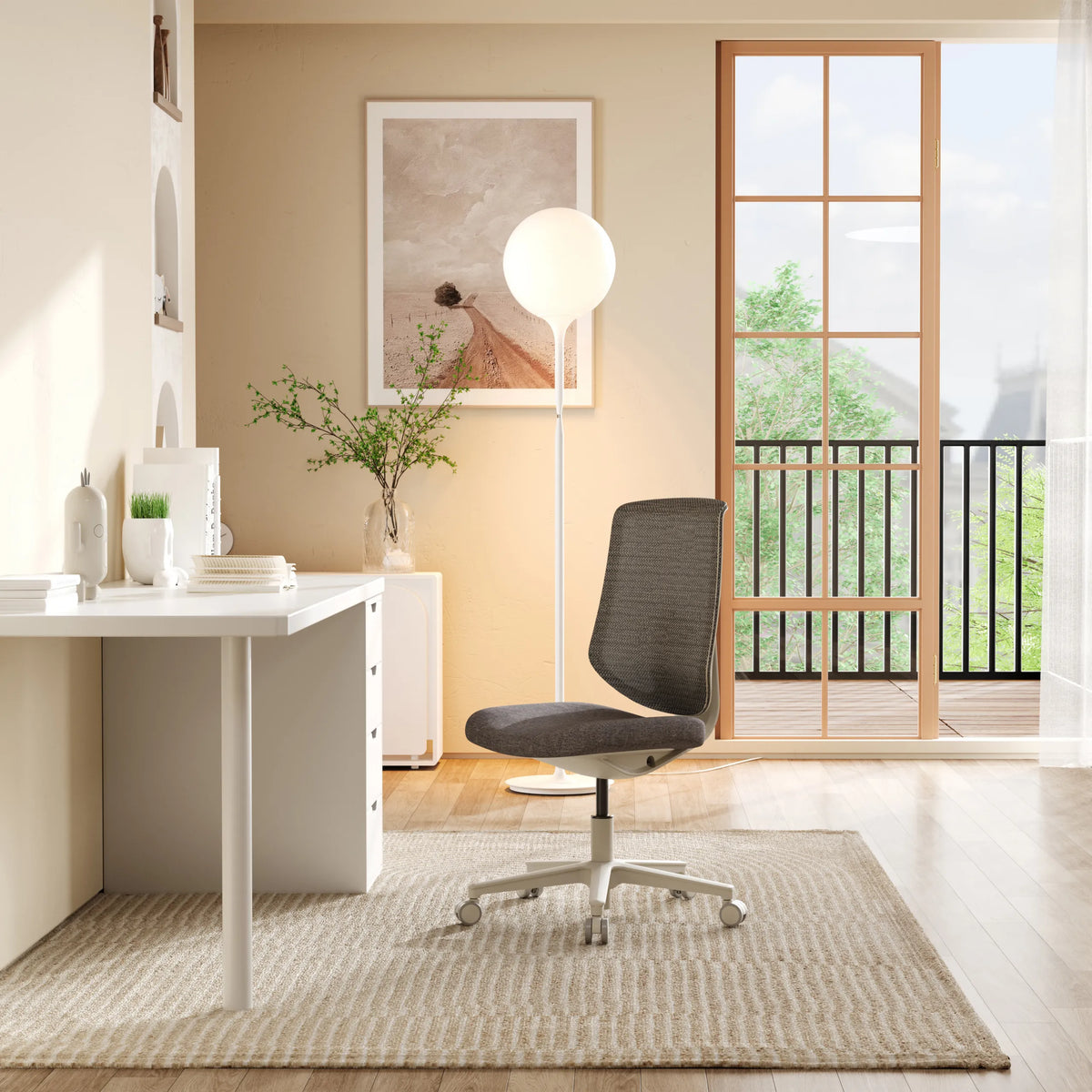 Home Office kontorsstol Sitflex Lady i grått med hjulstjärna i ett ljust rum från hjh OFFICE