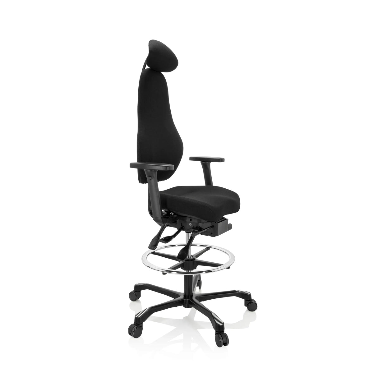 Svart Bardiskstol RESISTIO WORK med nackstöd, fotring och femstjärnig fotkorsbas med hjul från hjh OFFICE – 360-gradersvy (snett framifrån 60°)