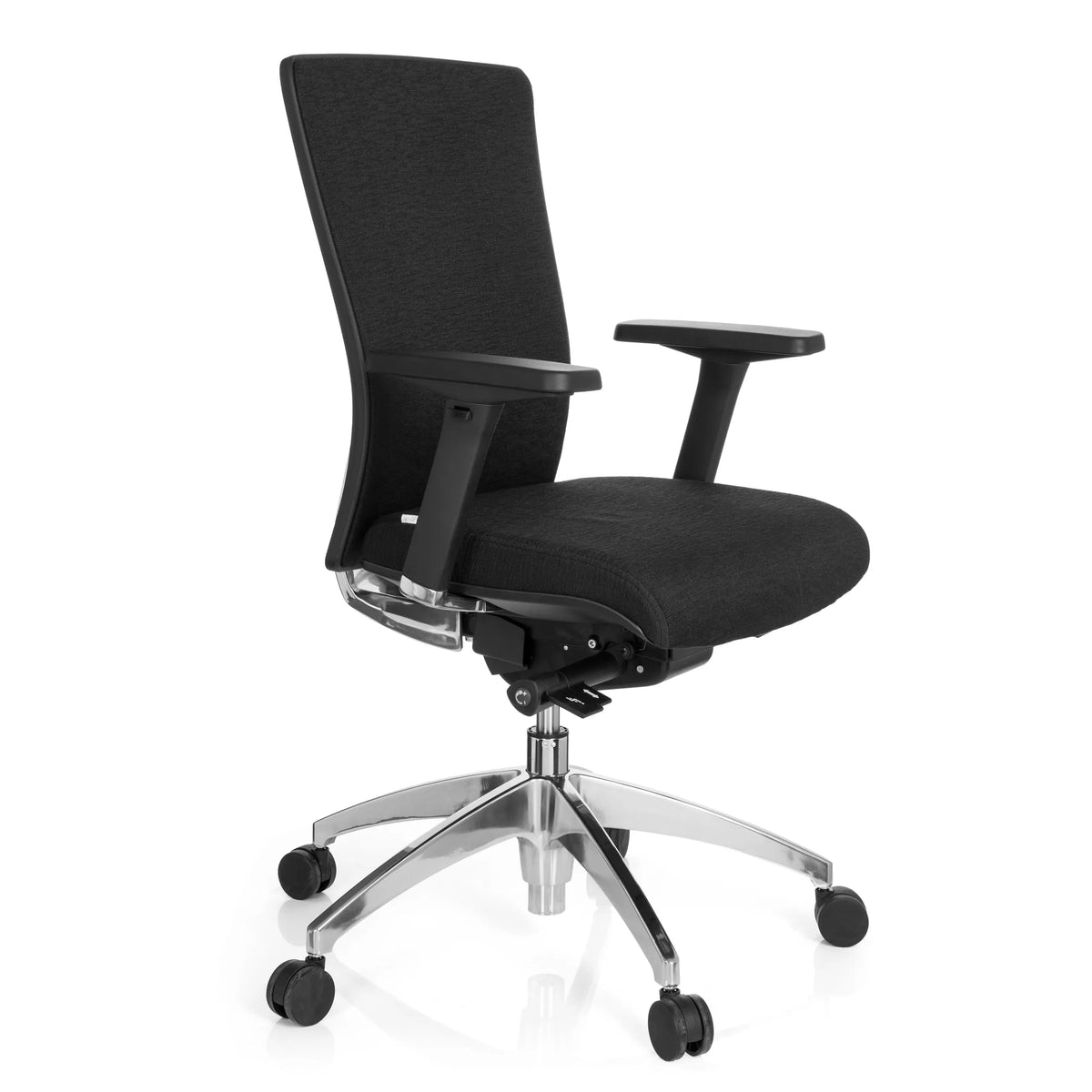 Svart Professionell kontorsstol ASTRA BASE med armstöd och femhjulig fotkorsbas från hjh OFFICE – 360-gradersvy (snett framifrån 60°)