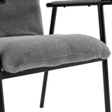 Grå tygklädsel på sitsen av den stoppade stolen Lifea Flex med svart ram från hjh LIVING