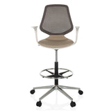 Beige bardiskstol TOP WORK STYLE med nätrygg, fotring och femhjulig stjärnfot från hjh OFFICE – 360-gradersvy (framifrån 0°)