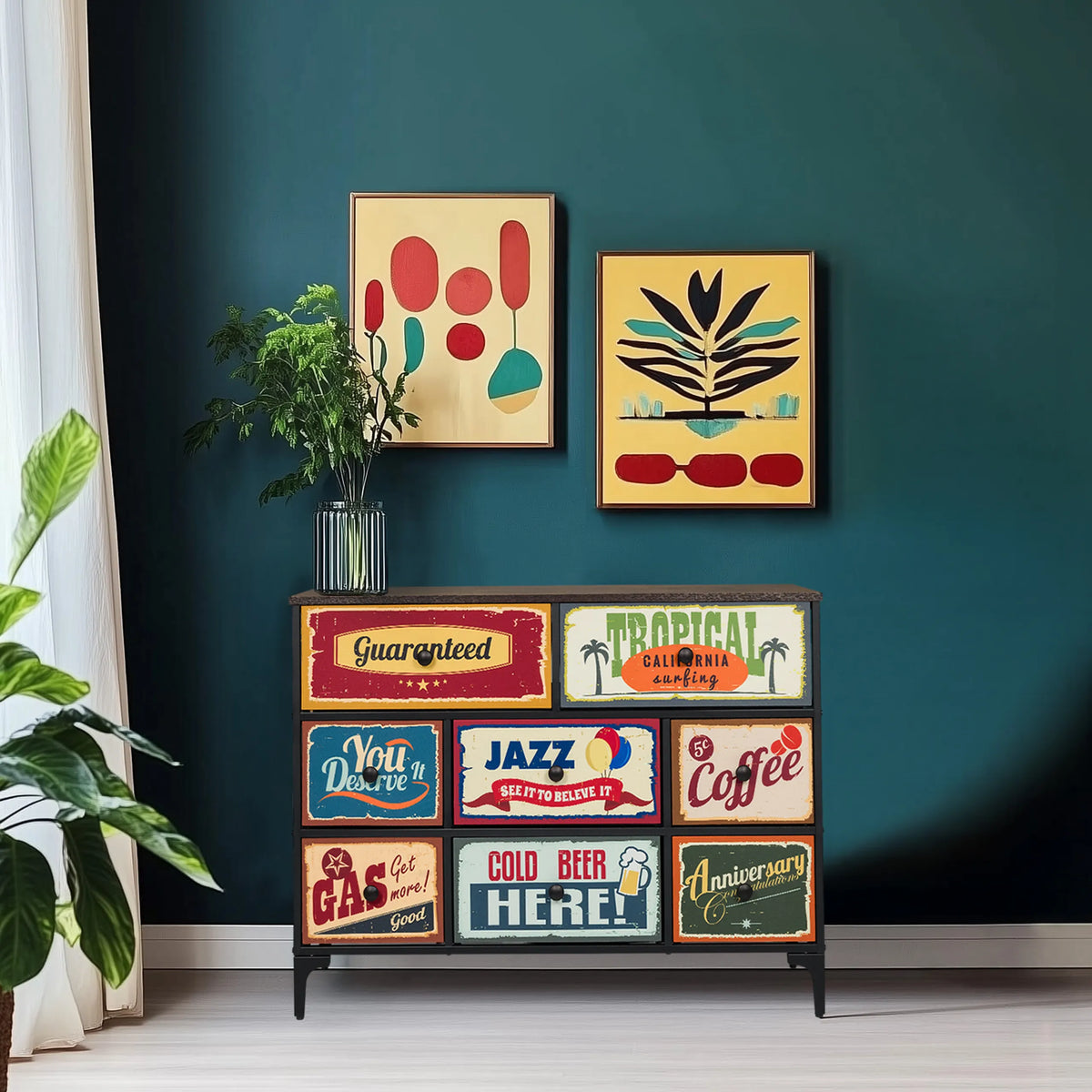 Byrå AMERIKO B med färgglada retro-motiv på lådfronterna från hjh LIVING