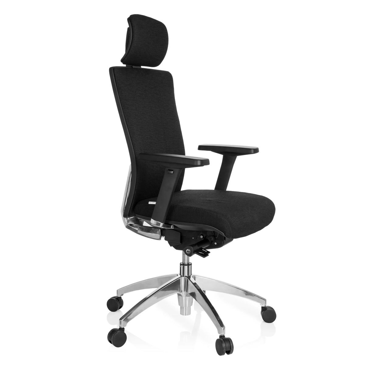 Svart Professionell kontorsstol ASTRA LUX med nackstöd, armstöd och femstjärnigt fotkors med hjul från hjh OFFICE – 360-gradersvy (snett framifrån 60°)