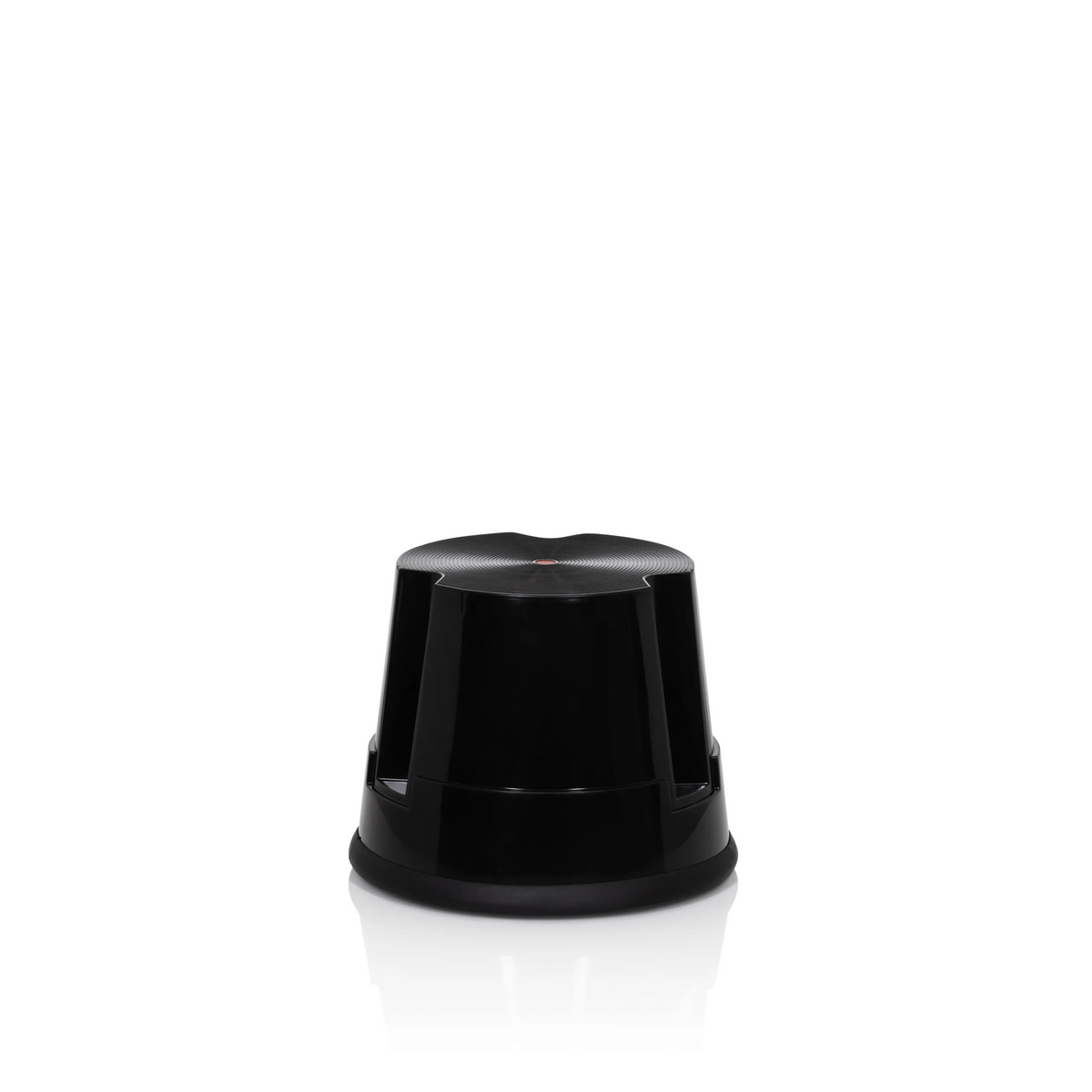 Svart stegpall TIO-S med halkfri yta från hjh OFFICE – 360-gradersvy (snett framifrån 60°)