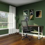 Skrivbord WORKSPACE LIGHT I i valnöt och vitt med vitt underrede i ett grönt arbetsrum från hjh OFFICE