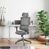 Grå Ergomy Colore Home Office kontorsstol med nätryggstöd och nackstöd från MyBuero (AI-genererad bild)