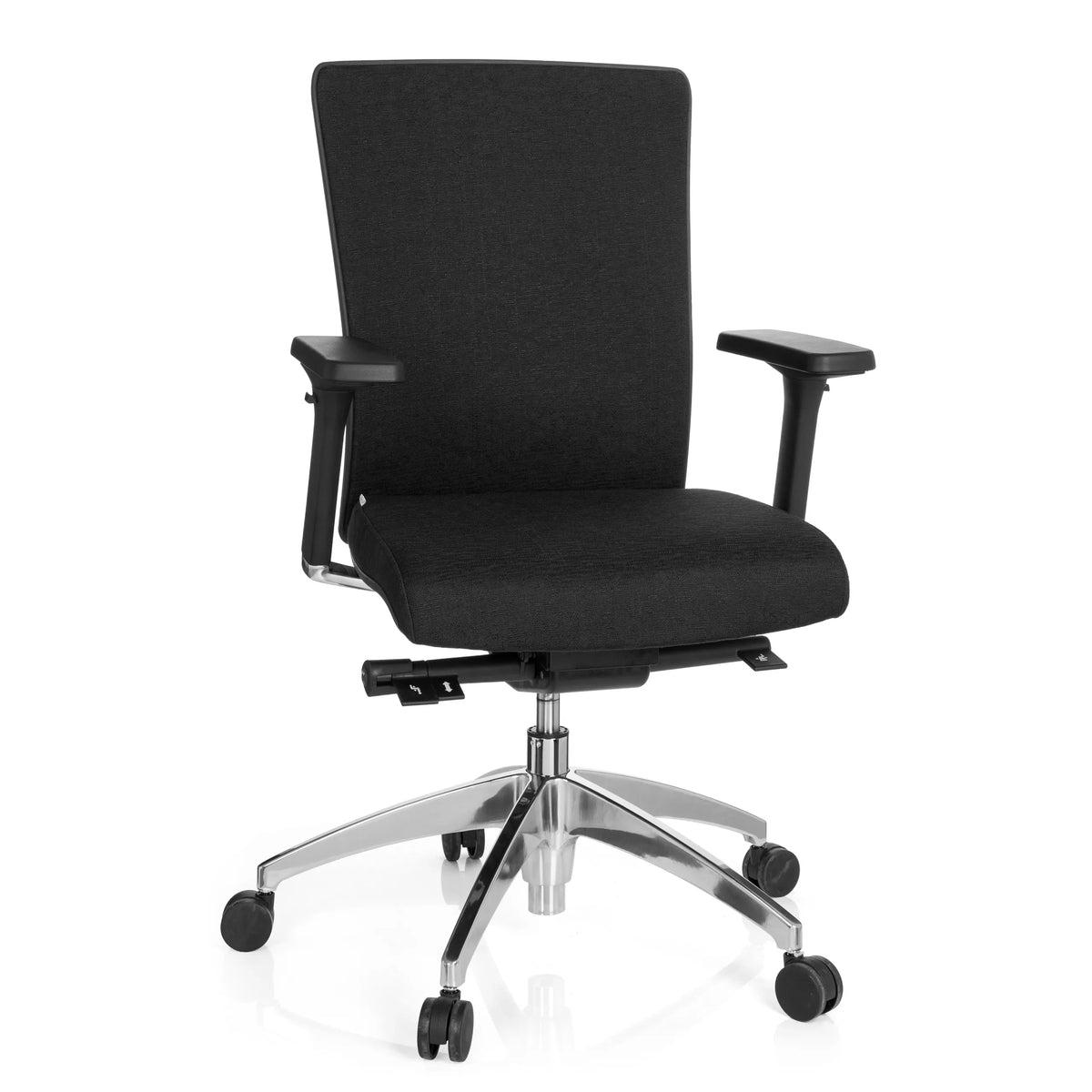 Svart Professionell kontorsstol ASTRA BASE med armstöd och femhjulig fotkorsbas från hjh OFFICE – 360-gradersvy (framifrån 20°)