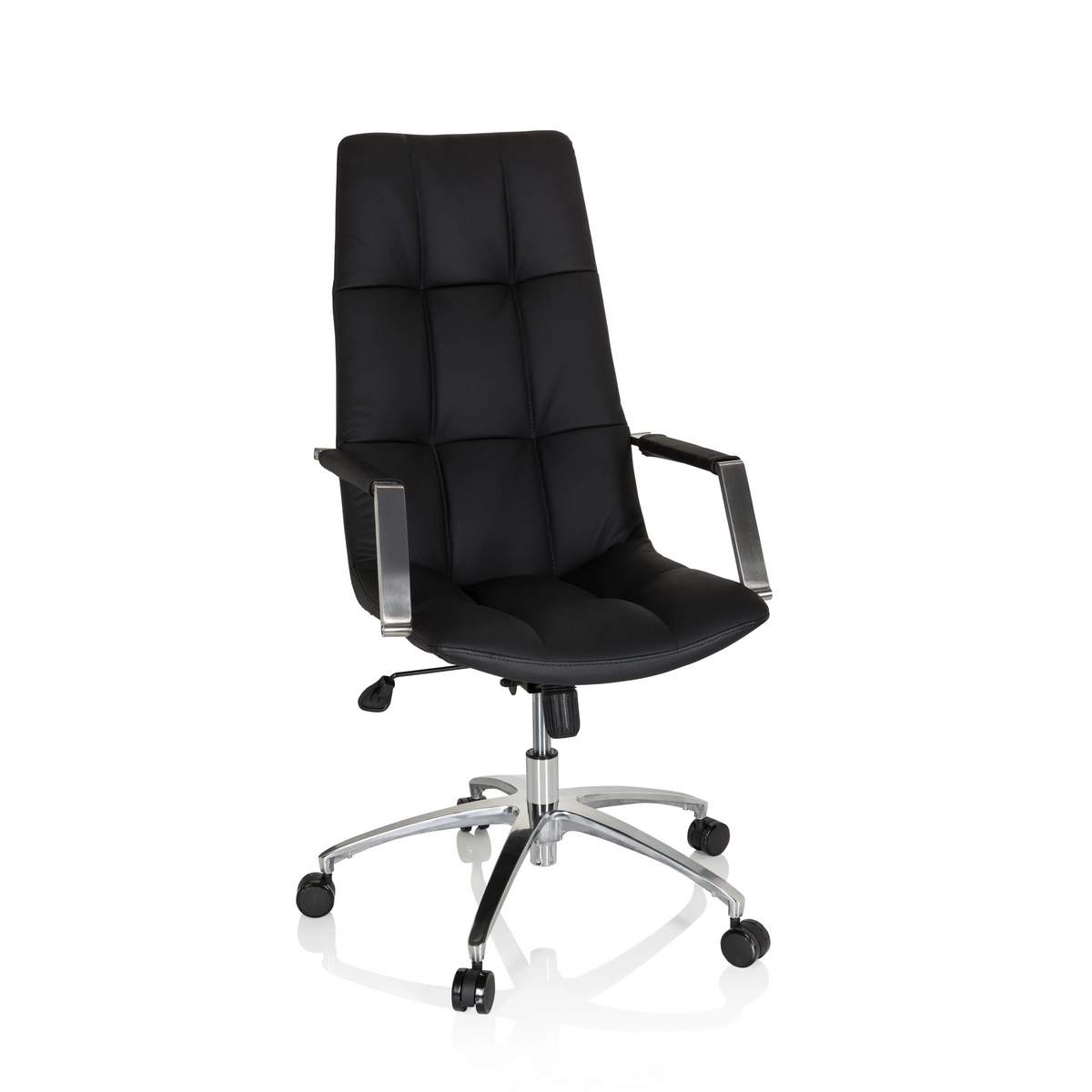 Schwarzer Homeoffice Chefsessel SARANTO PRO aus Leder mit glänzendem Fußkreuz mit fünf Rollen von hjh OFFICE – 360-Grad-Ansicht (Frontansicht 19°)