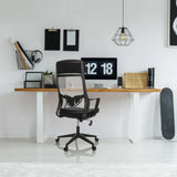 Svart Home Office kontorsstol NEKEO med nätryggstöd och armstöd från hjh OFFICE