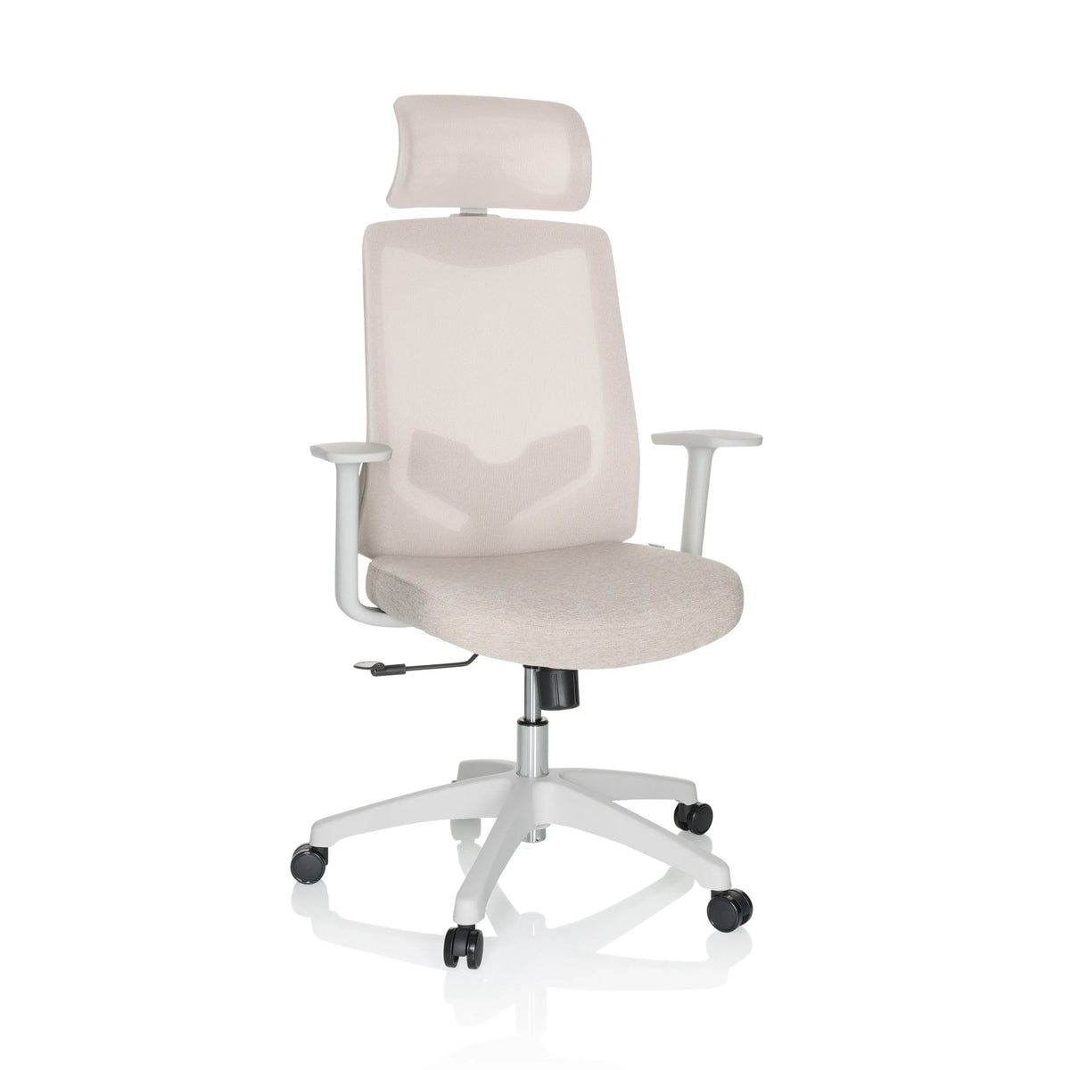 Beige Home Office kontorsstol MIKEO W med nackstöd och vitt femekrad underrede med hjul från hjh OFFICE – 360-gradersvy (framifrån 15°)