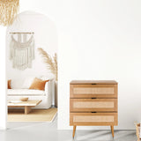 Byrå BOHEO K i ek med tre lådor och wienerflätning från hjh LIVING