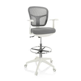 Grå bardiskstol TOP WORK 108 W med nätrygg, fotring och vitt femstjärnigt underrede med hjul från hjh OFFICE – 360-gradersvy (framifrån 20°)