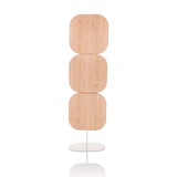 Beige Skärmvägg FLEXMIUT W med tre kvadratiska element och vit fot från hjh OFFICE – 360-gradersvy (framifrån 0°)