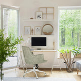 Grå Home Office kontorsstol SOLAO LIFE W med hjul i en ljus arbetsrumsmiljö från hjh LIVING