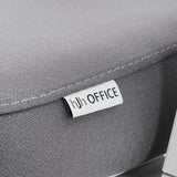 Varumärkesetikett på den grå tygbeklädnaden på den professionella kontorsstolen Ergomy WF 2 från hjh OFFICE