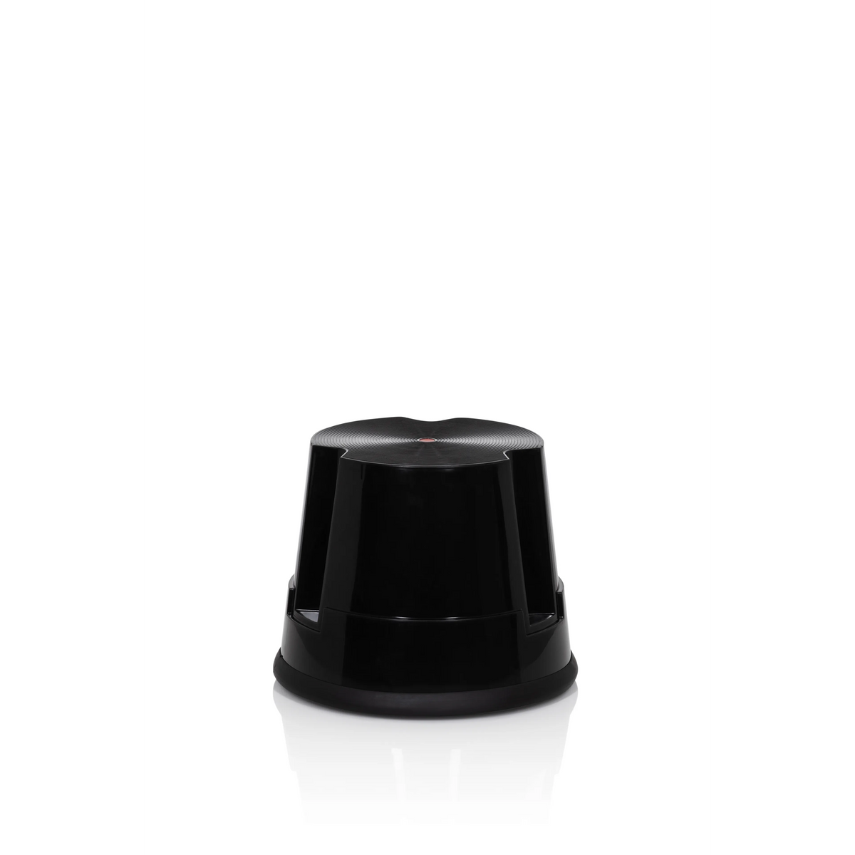 Schwarzer Tritthocker TIO-S mit rutschfester Oberfläche von hjh OFFICE – 360-Grad-Ansicht (schräge Frontansicht 60°)