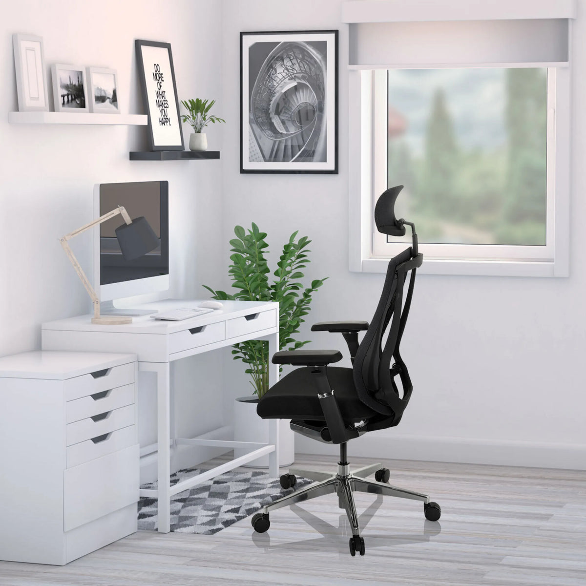 Svart Hög kontorsstol INSPERO med nackstöd och armstöd från hjh OFFICE