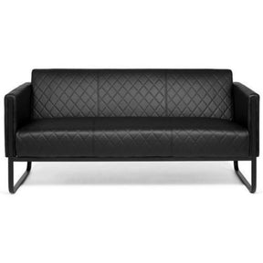 Svart loungesoffa ARUBA BLACK som tresits med rutstygning och metallstomme från hjh OFFICE