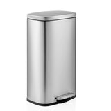 Silverfärgad papperskorg Clean 15 med lock och fotpedal från hjh OFFICE – 360-gradersvy (snett framifrån 45°)