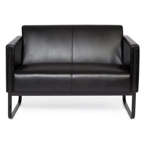Svart Loungesoffa BALI BLACK som tvåsitssoffa med slät klädsel och medar i metall från hjh OFFICE
