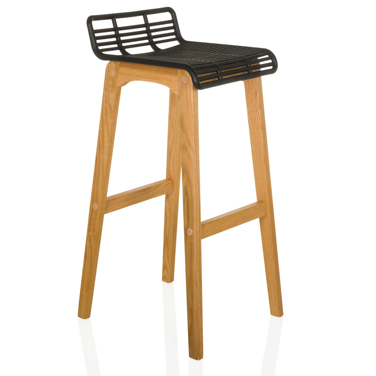 Barstol LONSO W med svart sits och underrede i ek från hjh OFFICE – 360-gradersvy (snett framifrån 45°)