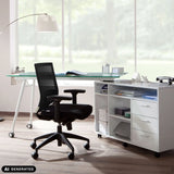 Professionell kontorsstol PORTO BASE i svart med nätryggstöd och armstöd från hjh OFFICE (AI-genererad bild)