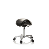 Svart Sadelpall ORTHO SIT med fotkors och fem hjul från hjh OFFICE – 360-gradersvy (framifrån 20°)