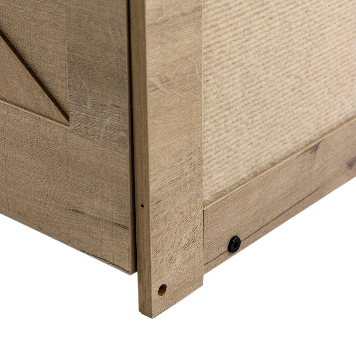 Hörnförbindelse med skruv och trästruktur på Katthus KITTY PAWBOX 1 i ek från hjh LIVING