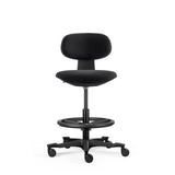 Svart Arbetsstol WORK MF2 med fotring och fem hjul från hjh OFFICE