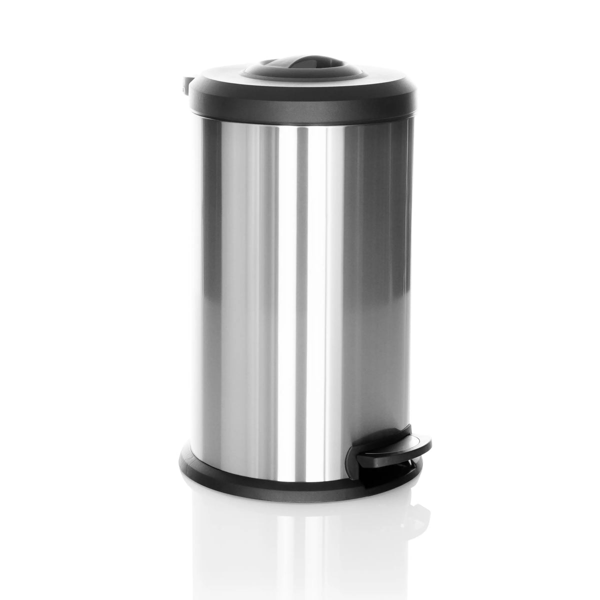Silverfärgad Papperskorg CLEAN X med svart lock och fotpedal från hjh OFFICE – 360-gradersvy (snett framifrån 45°)