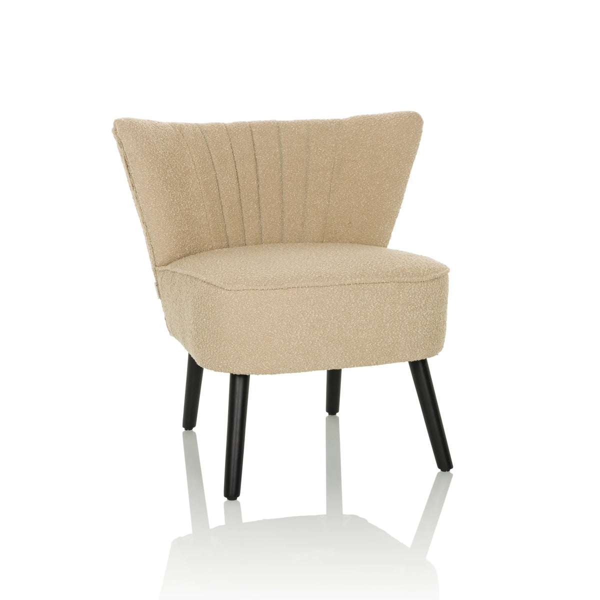 Beige Loungefåtölj MANISO med strukturerad tygklädsel och fyra svarta ben från hjh LIVING – 360-gradersvy (framifrån 15°)