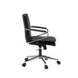 Svart Home Office kontorsstol Rovento med kromade armstöd och underrede från hjh OFFICE