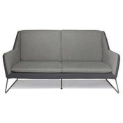 Ljusgrå loungesoffa LAGUN med mörkgrå accenter och smala metallben från hjh OFFICE