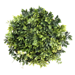 Grön Växtmatta LEAFLUXE WALL 2 med tätt bladverk och små vita blommor från hjh LIVING