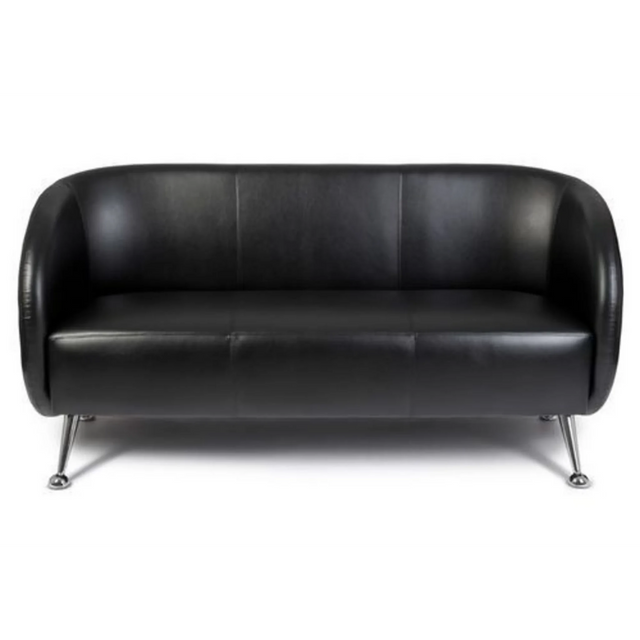 Svart loungesoffa ST. LUCIA som tresits med glänsande metallfötter från hjh OFFICE